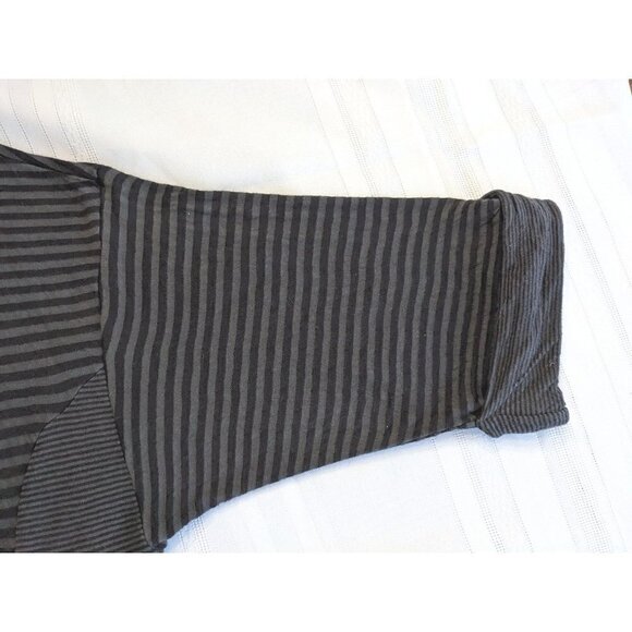 MICHAEL STARS Gray Striped Knit Shift Dress w/ Cuffed 3/4 Sleeves Size S - Picture 6 of 6